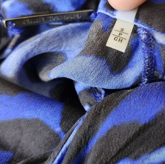 Elie Tahari Laraib Blue Animal Print Silk Sheer Chiffon Blouse Womens Small - Picture 11 of 13